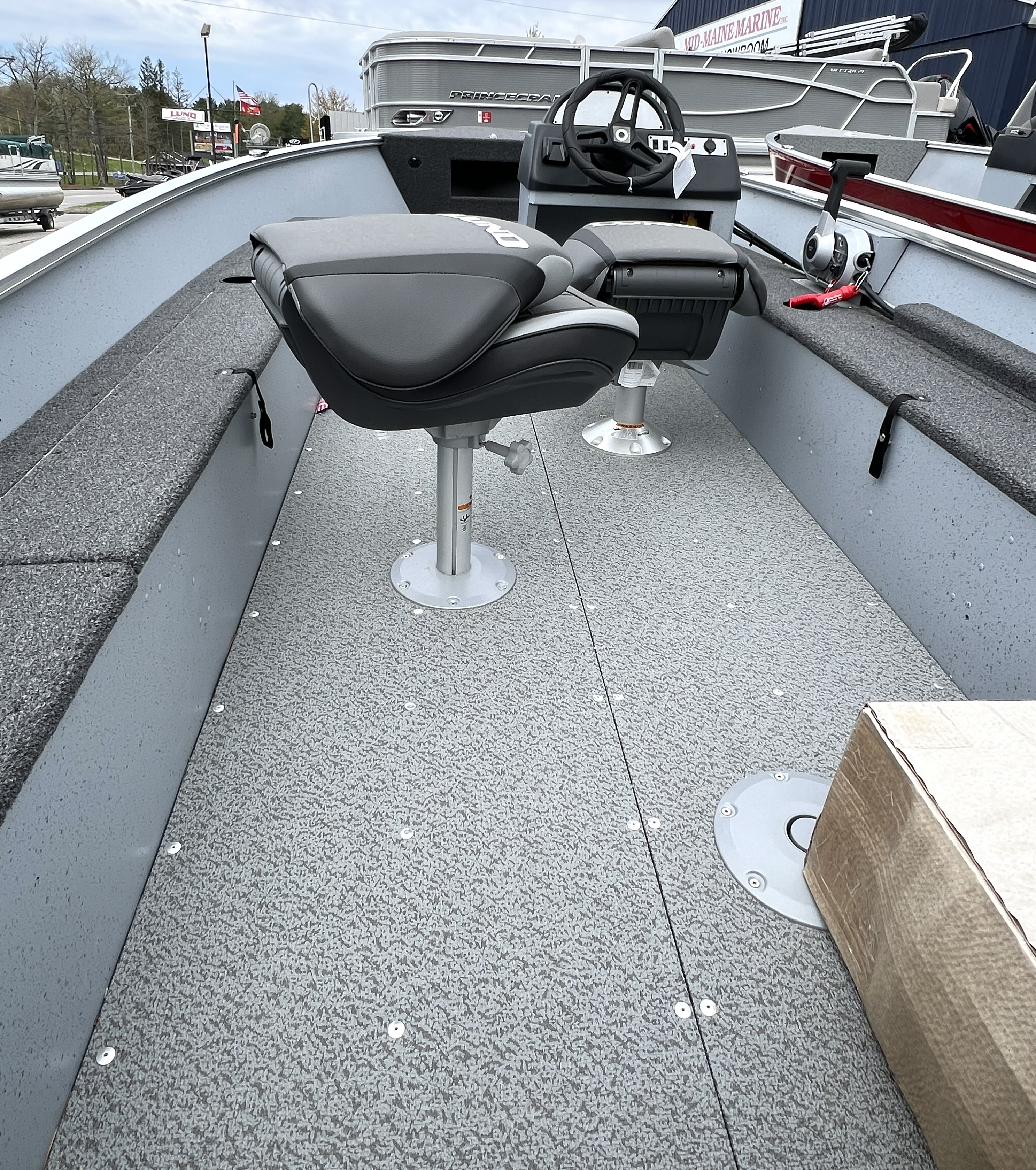 2025 Lund Fury 1600 SS - Photo 9